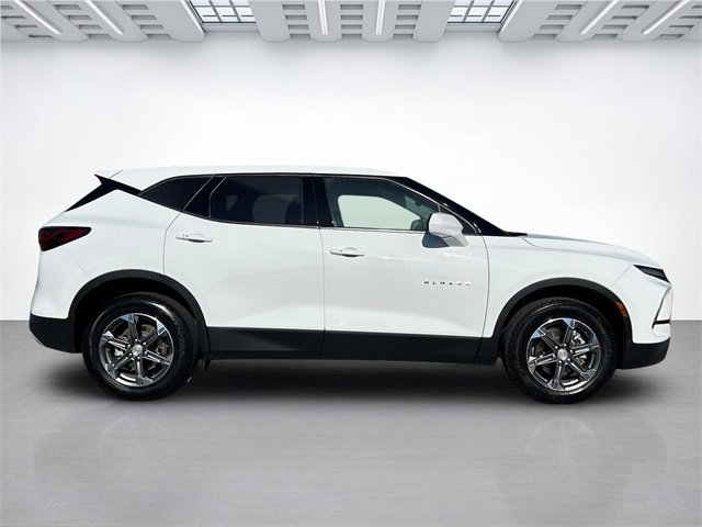 2024 Chevrolet Blazer 2LT photo 3