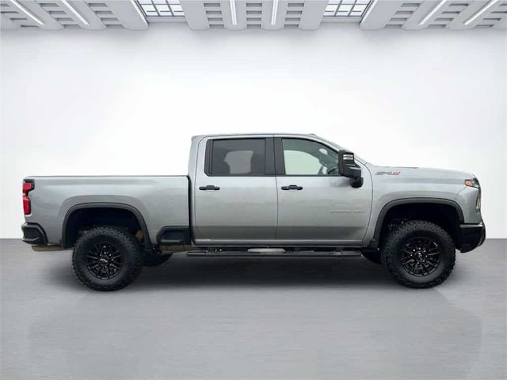 Used 2025 Chevrolet Silverado 2500 HD ZR2 Truck