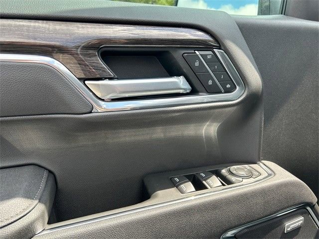 2025 Chevrolet Silverado 1500 LTZ - Photo 18