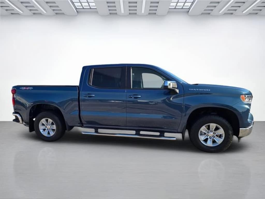 Used 2024 Chevrolet Silverado 1500 LT Truck