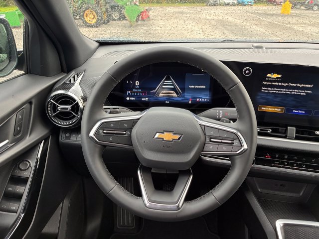 2027 Chevrolet Equinox LT - Photo 18