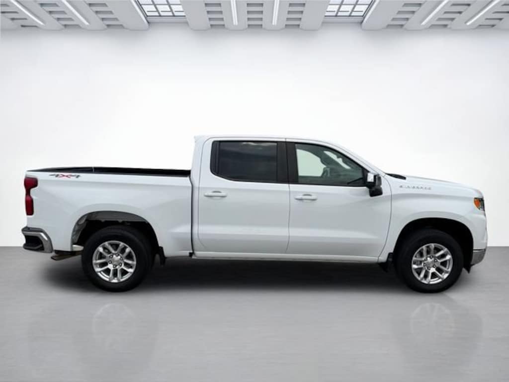 Used 2025 Chevrolet Silverado 1500 LT Truck