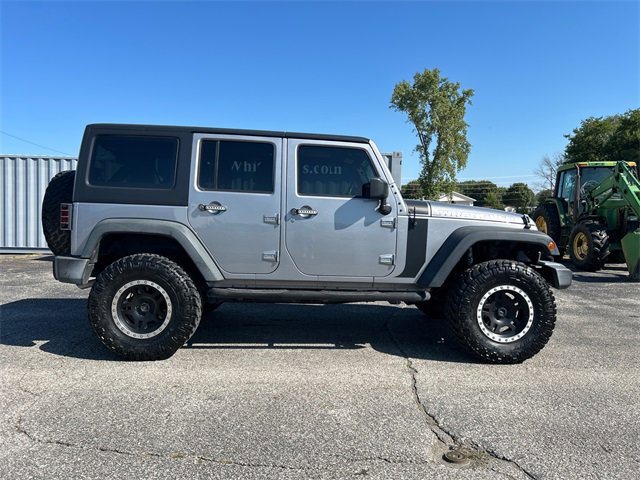 2015 Jeep Wrangler Unlimited Sport photo 2
