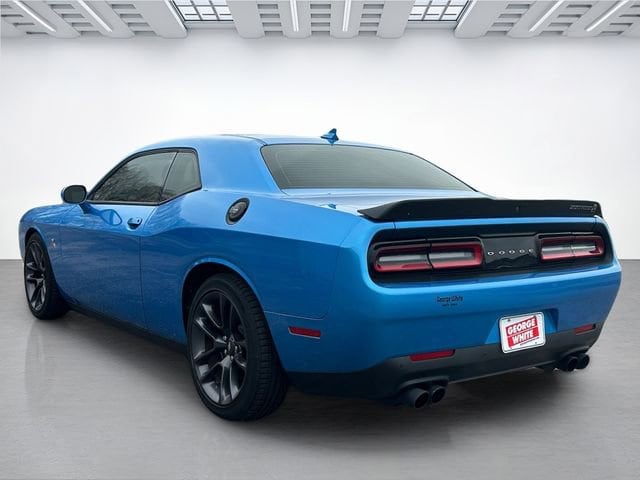 2023 Dodge Challenger R/T - Photo 6