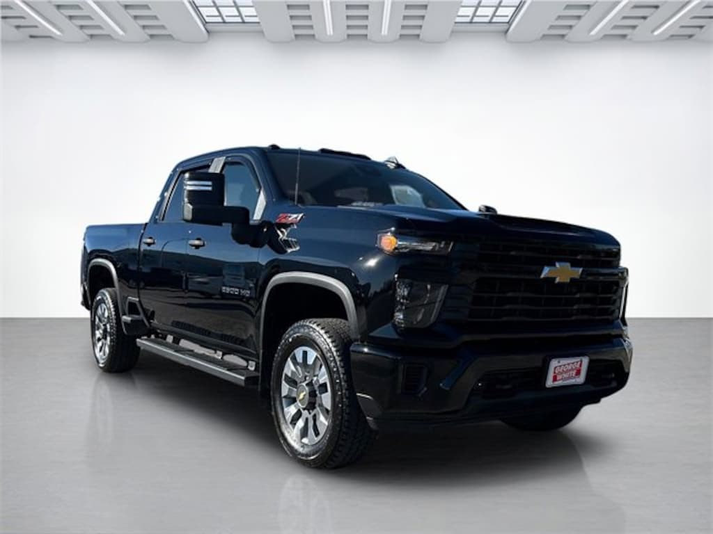 Used 2024 Chevrolet Silverado 2500 HD Custom Truck