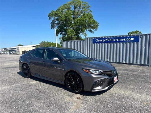 Used 2022 Toyota Camry XSE with VIN 4T1K31AKXNU594341 for sale in Ames, IA