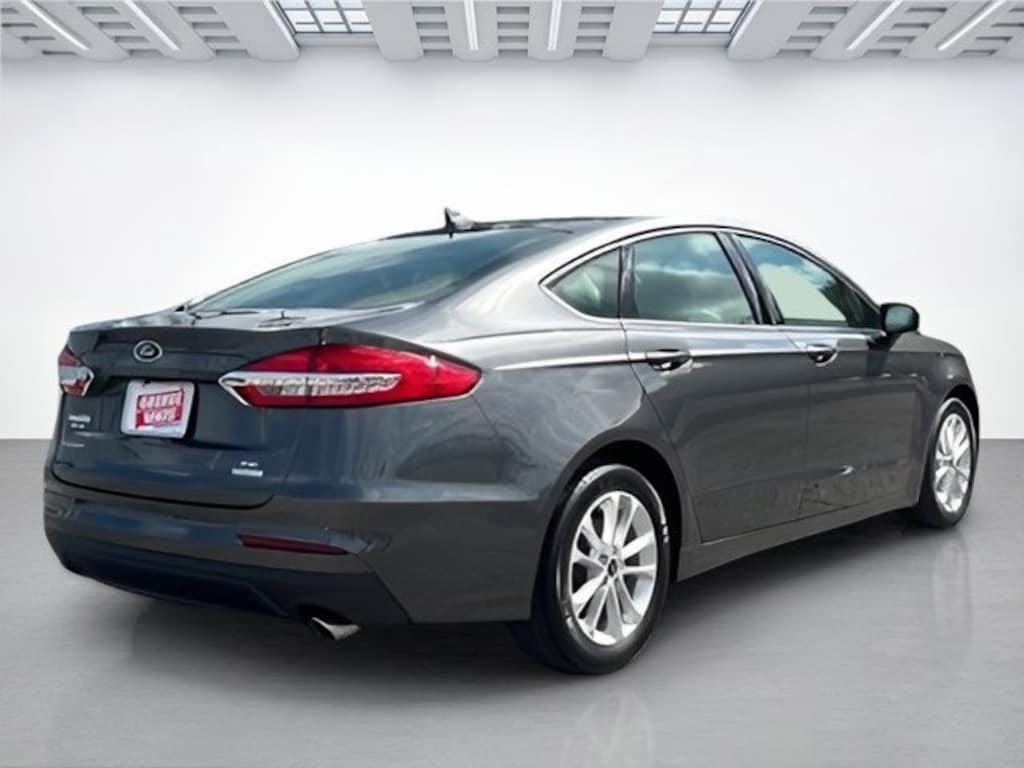 Used 2020 Ford Fusion SE