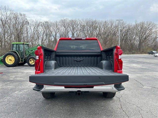 2025 Chevrolet Silverado 1500 LT - Photo 15