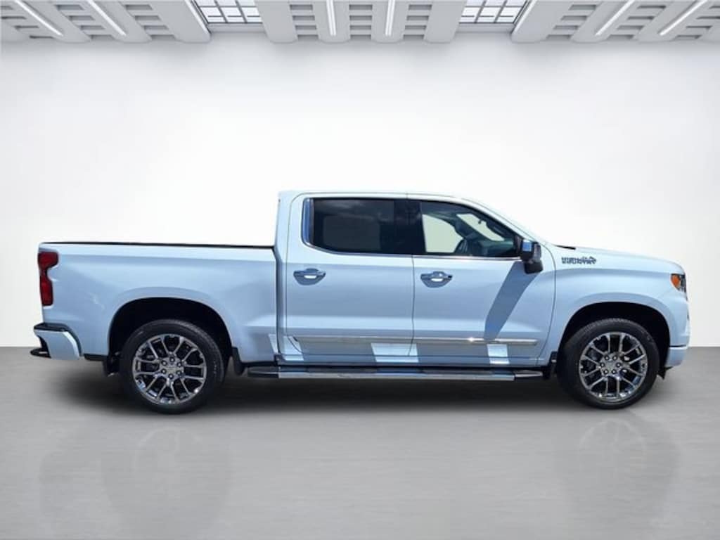 New 2026 Chevrolet Silverado 1500 High Country Truck