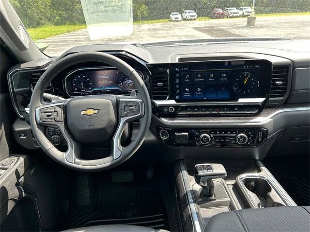 2025 Chevrolet Silverado 1500 LTZ - Photo 14