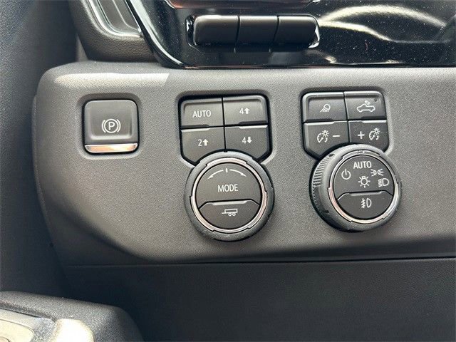 2025 Chevrolet Silverado 1500 LTZ - Photo 21