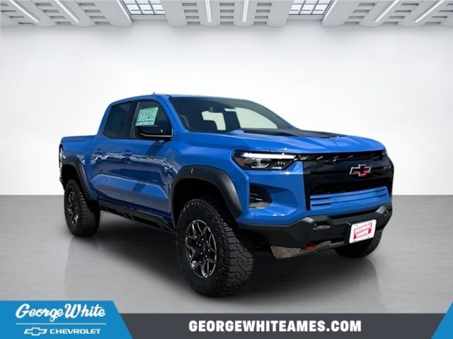 2025 Chevrolet Colorado ZR2's photo