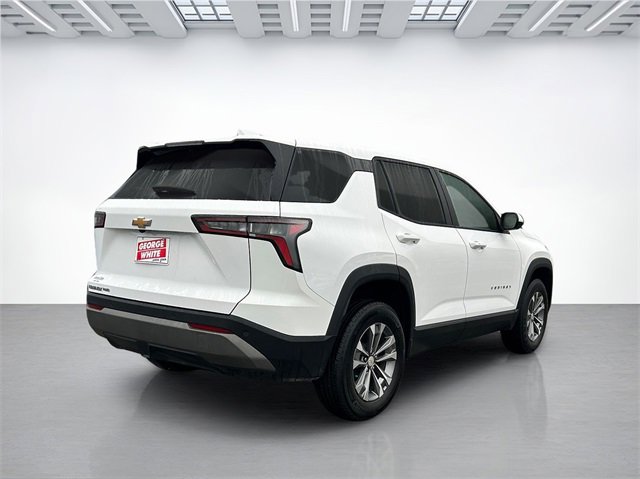 2025 Chevrolet Equinox LT photo 4