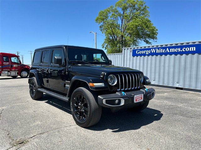 2023 Jeep Wrangler 4xe Sahara photo 2