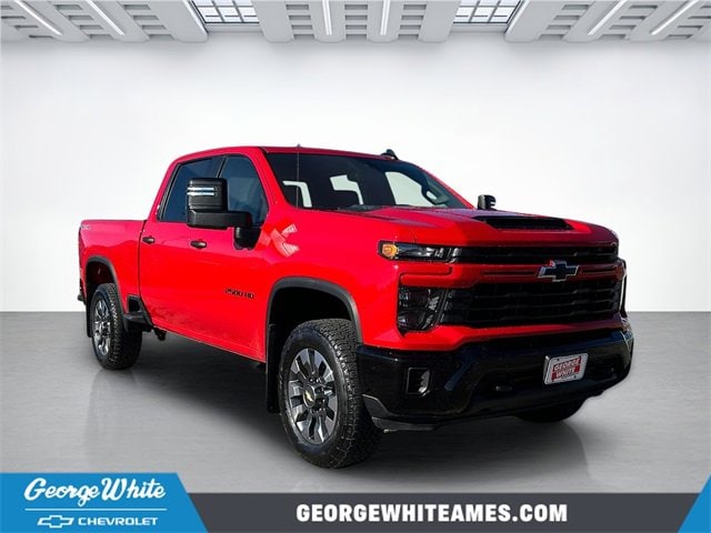 2024 Chevrolet Silverado HD Custom's photo