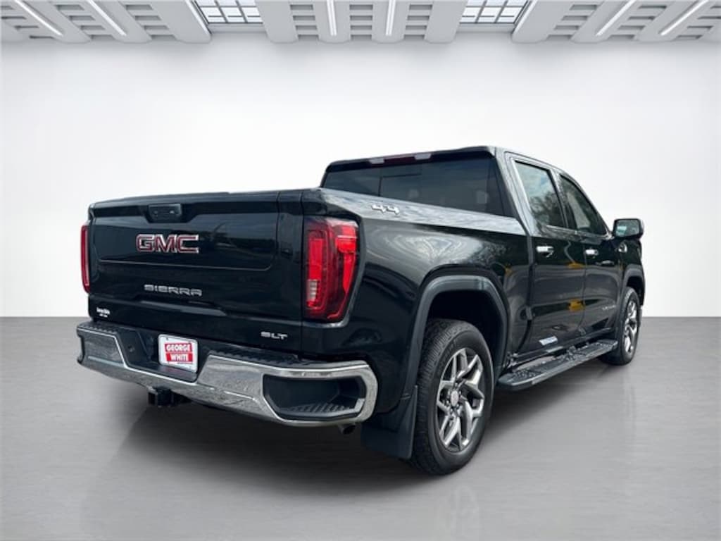 Used 2022 GMC Sierra 1500 SLT Truck