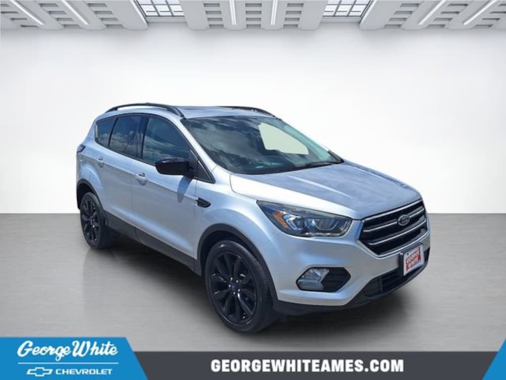 Used 2017 Ford Escape SE