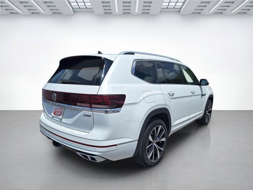 Used 2025 Volkswagen Atlas 2.0T SEL Premium R-Line