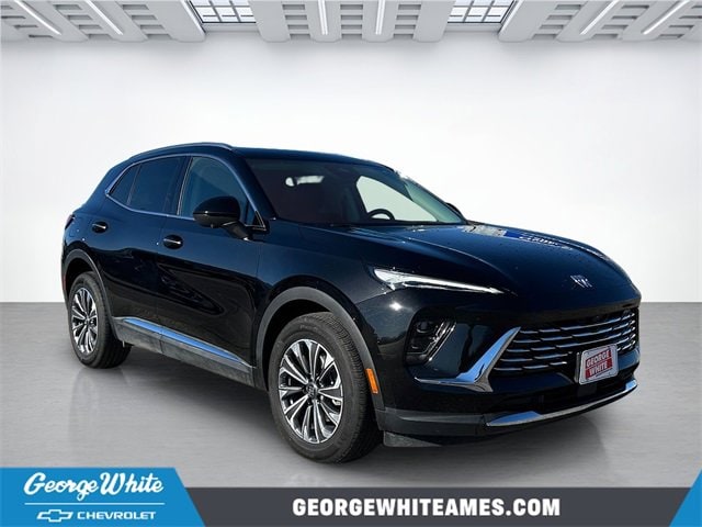 2025 Buick Envision Preferred's photo