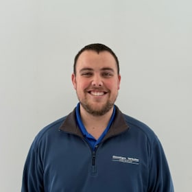 Staff member MAX WHITE from ID_d679e2e167bb