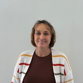Staff member JESSICA NELSON from ID_72dfaa5fd6b6