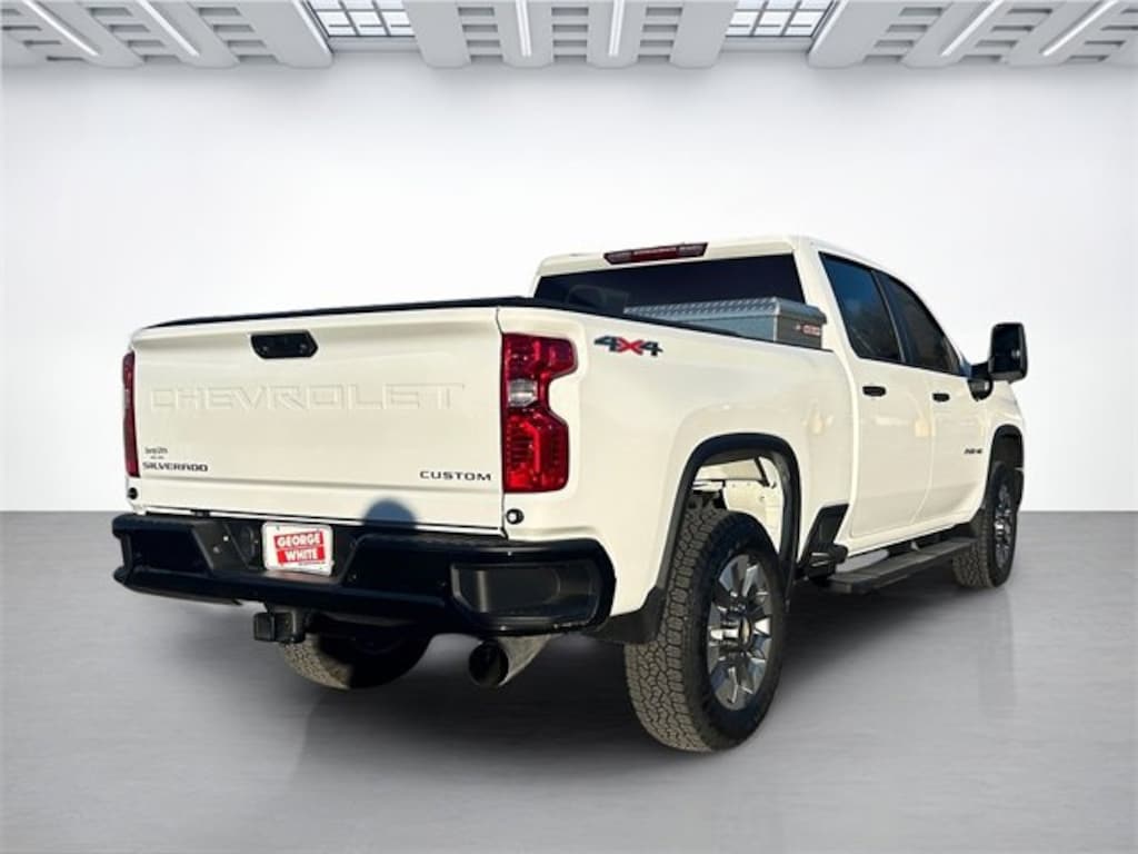 Used 2025 Chevrolet Silverado 2500 HD Custom Truck