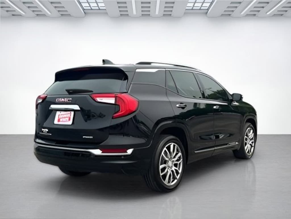 Used 2023 GMC Terrain Denali SUV
