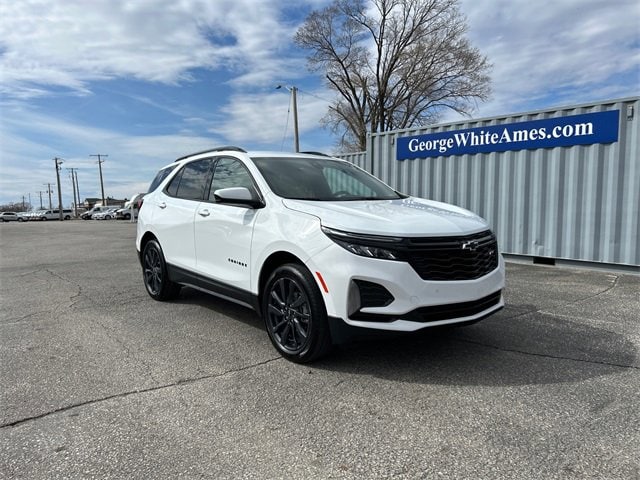 Used 2024 Chevrolet Equinox RS with VIN 3GNAXWEG7RS205059 for sale in Ames, IA