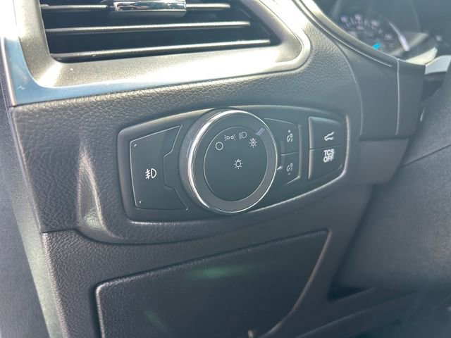 2024 Ford Edge Titanium - Photo 22