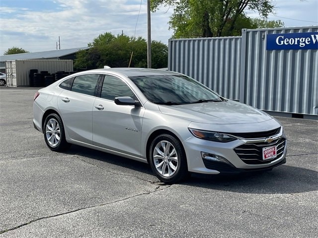 Used 2019 Chevrolet Malibu 1LT with VIN 1G1ZD5STXKF144390 for sale in Ames, IA