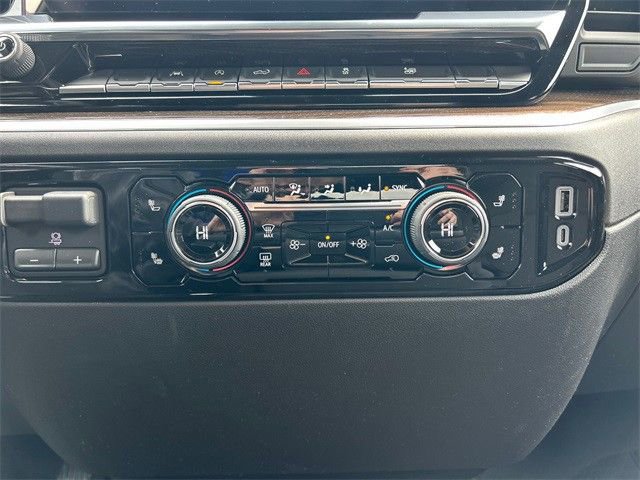 2025 Chevrolet Silverado 1500 LT - Photo 26