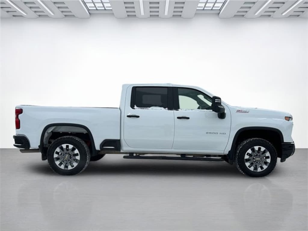 Used 2025 Chevrolet Silverado 2500 HD Custom Truck