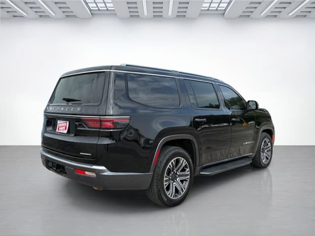 Used 2022 Jeep Wagoneer Series III