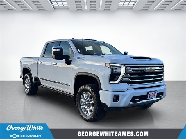 2025 Chevrolet Silverado 2500HD High Country's photo