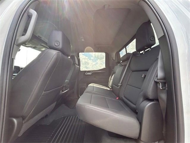 2025 Chevrolet Silverado 1500 LTZ - Photo 12