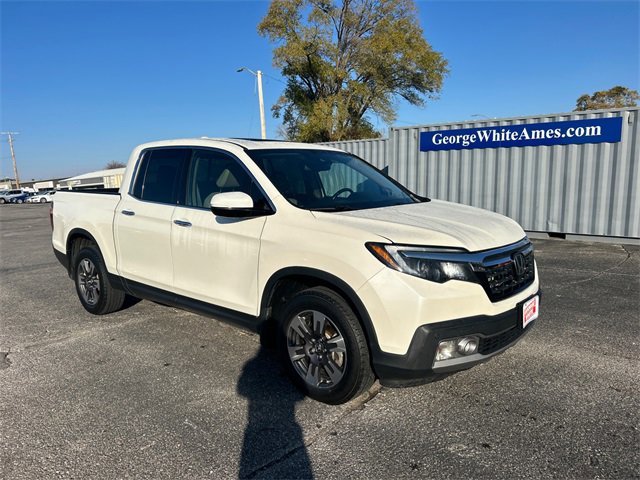Used 2018 Honda Ridgeline RTL-E with VIN 5FPYK3F71JB010100 for sale in Ames, IA