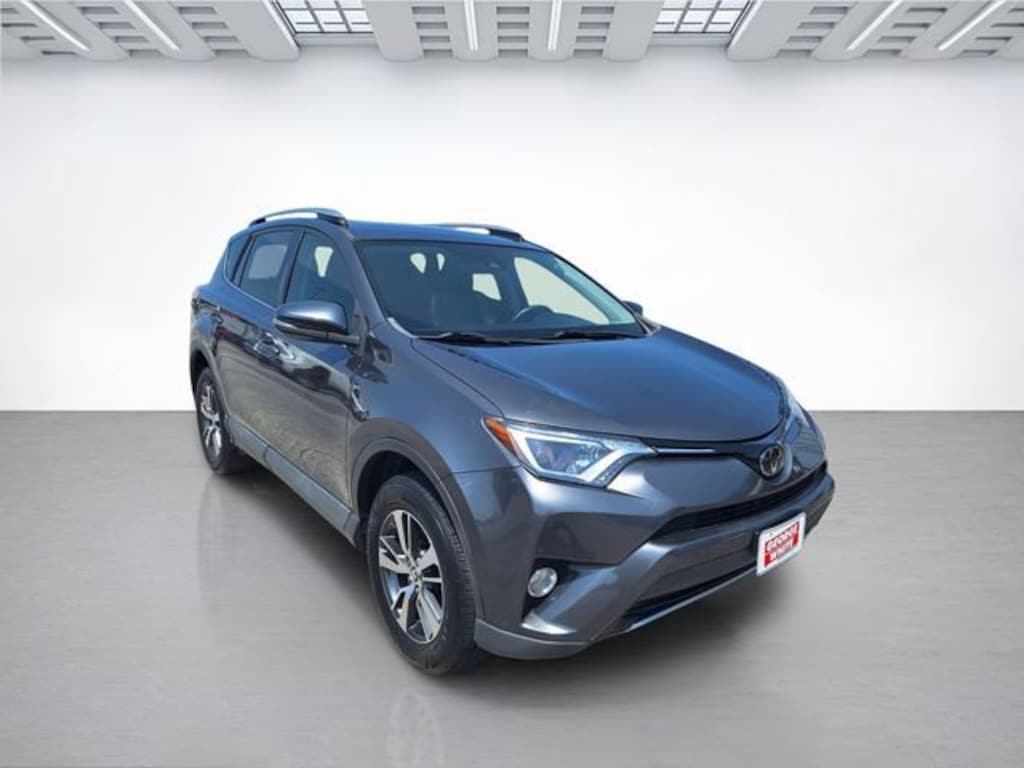 Used 2018 Toyota RAV4 XLE SUV
