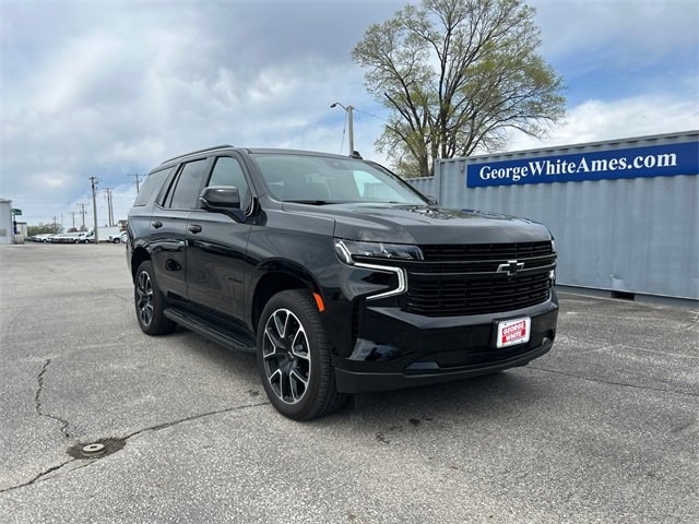 Used 2024 Chevrolet Tahoe RST with VIN 1GNSKRKL3RR115593 for sale in Ames, IA