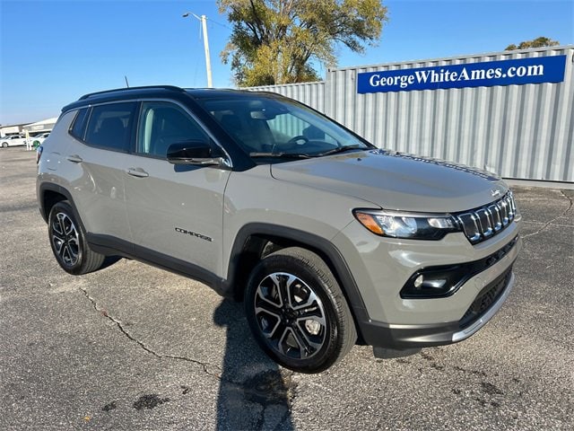 Used 2022 Jeep Compass Limited with VIN 3C4NJDCB8NT153565 for sale in Ames, IA