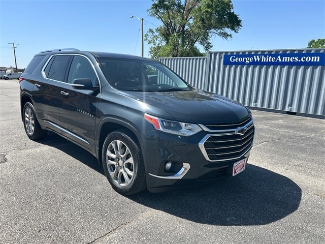 Used 2019 Chevrolet Traverse Premier with VIN 1GNEVKKW9KJ155297 for sale in Ames, IA