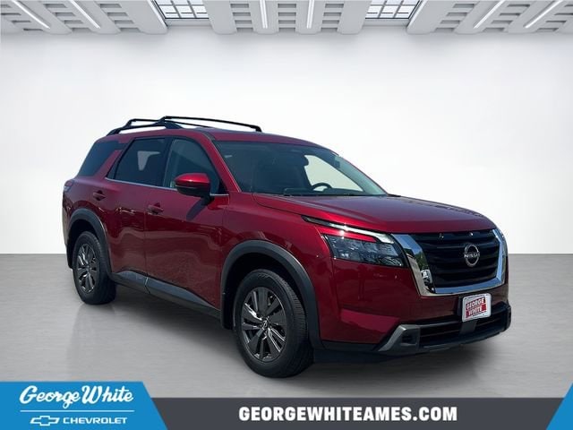 2023 Nissan Pathfinder SV 4WD's photo