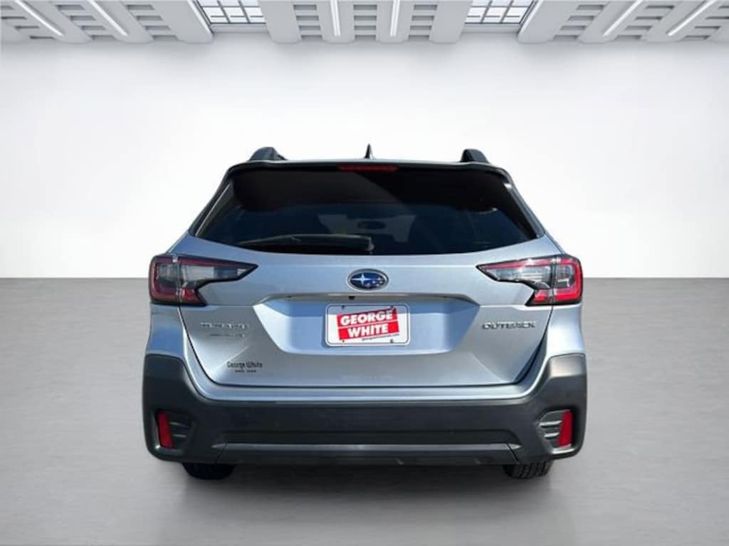 Used 2021 Subaru Outback Premium SUV