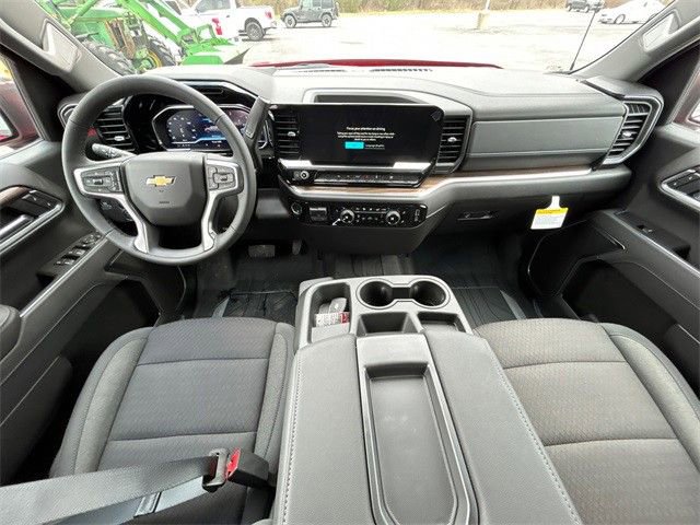 2025 Chevrolet Silverado 1500 LT - Photo 13