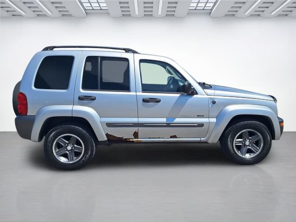 Used 2004 Jeep Liberty Sport