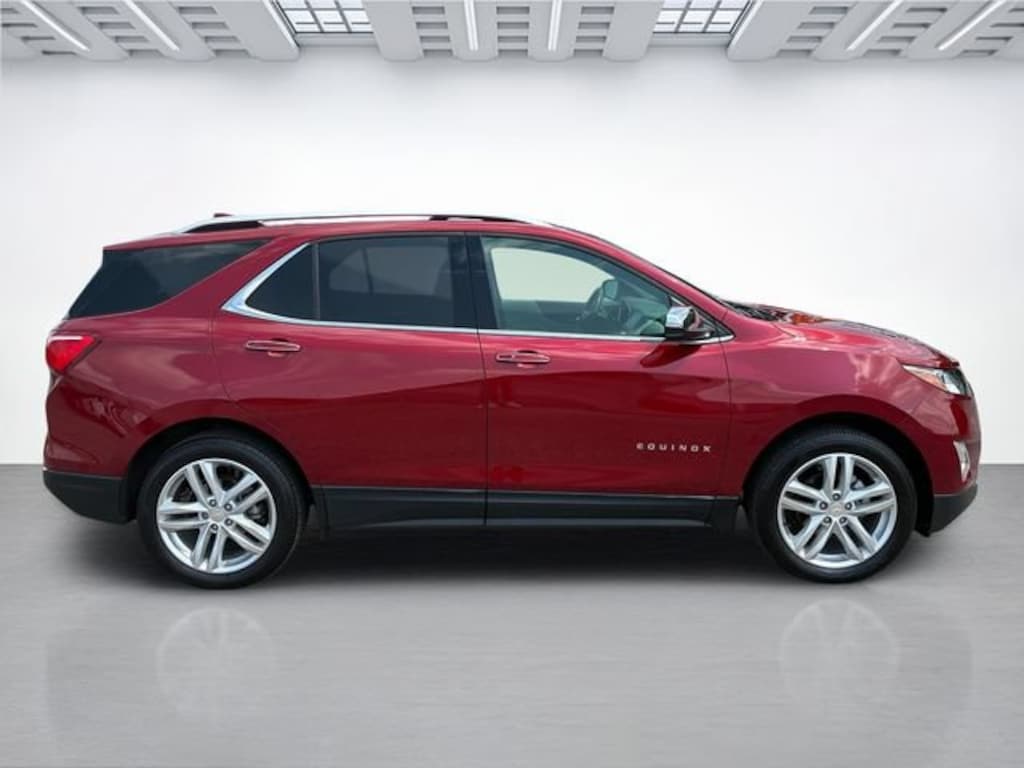 Used 2021 Chevrolet Equinox Premier SUV