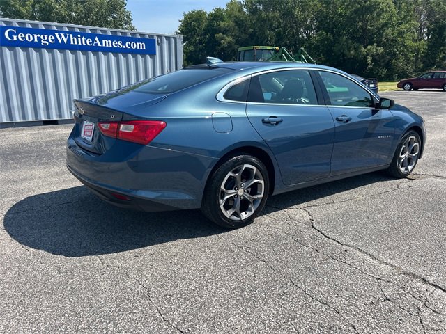 2024 Chevrolet Malibu 1LT photo 4
