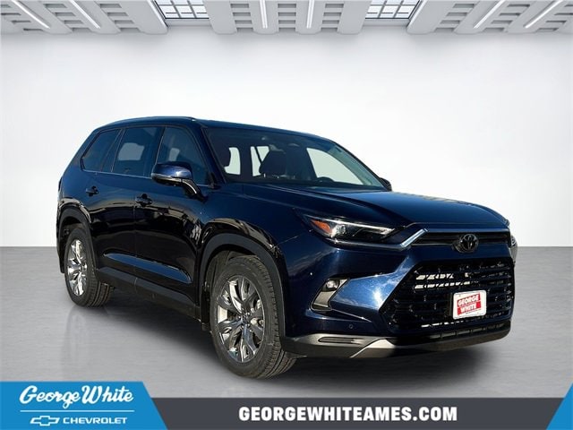 2024 Toyota Grand Highlander Platinum's photo