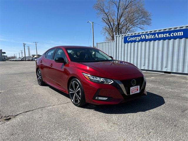 Used 2023 Nissan Sentra SR with VIN 3N1AB8DV2PY229348 for sale in Ames, IA