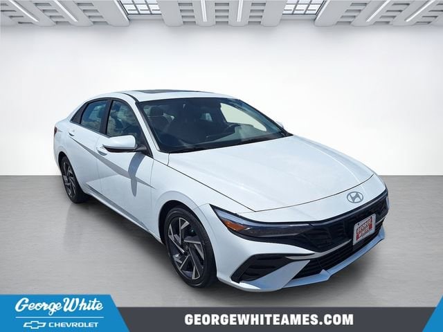 2025 Hyundai Elantra 2.0 SEL Convenience IVT's photo