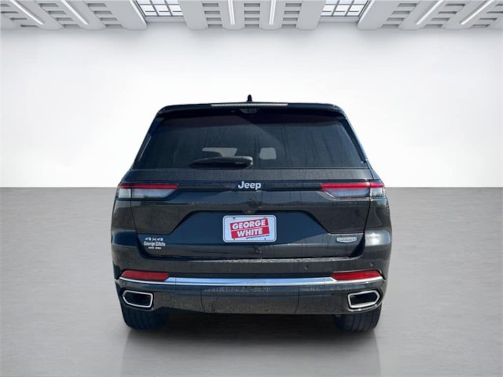 Used 2023 Jeep Grand Cherokee Summit Reserve